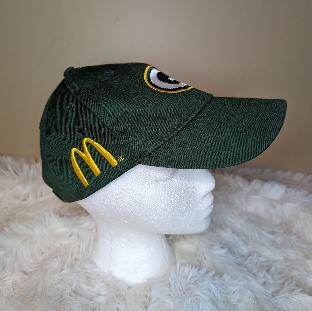 NFL Green Bay Packers Dark Green Hat with Yellow Embroidery